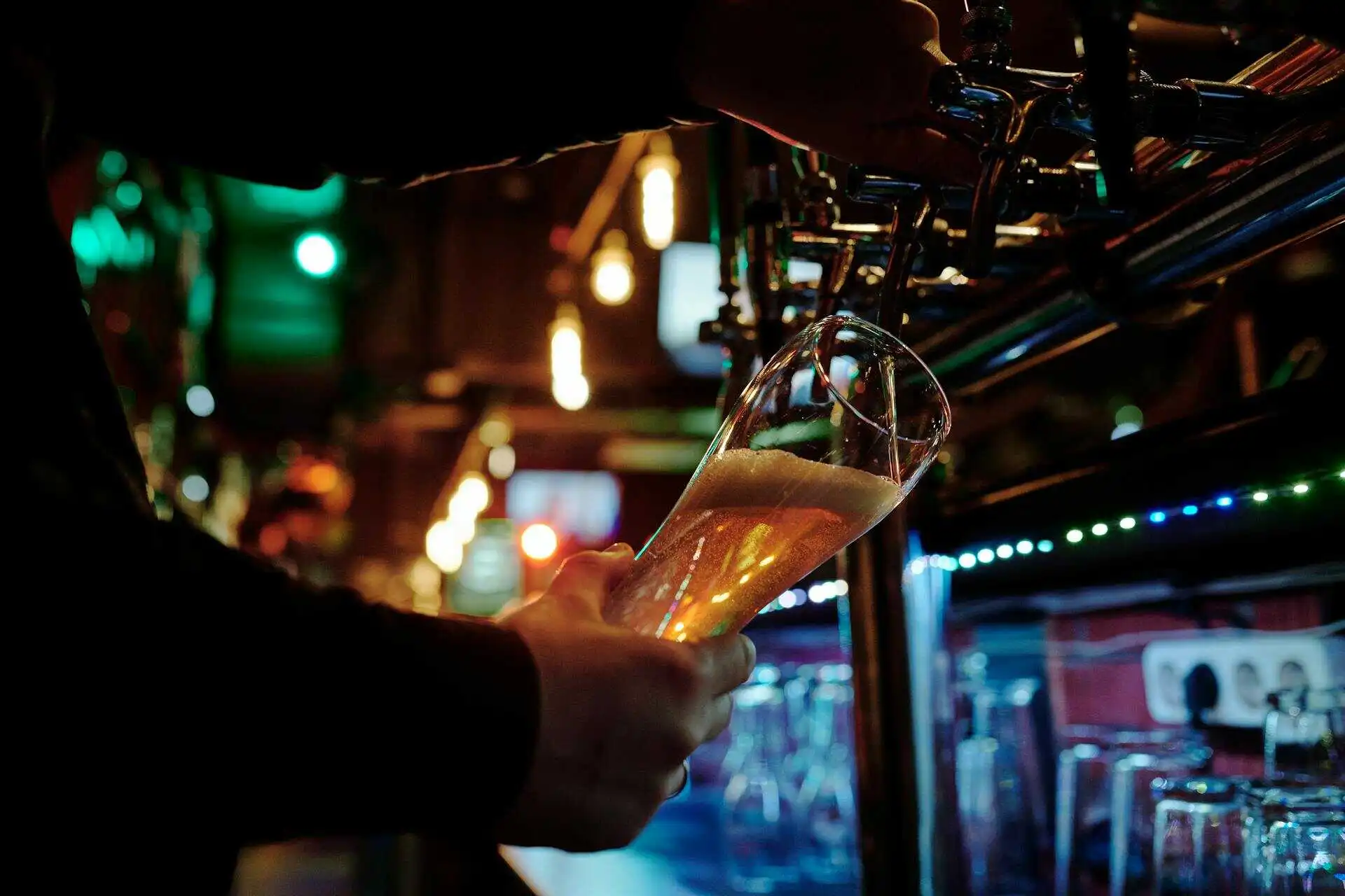 Best Bars, Restaurants and Things To Do at Night in Hoboken NJ